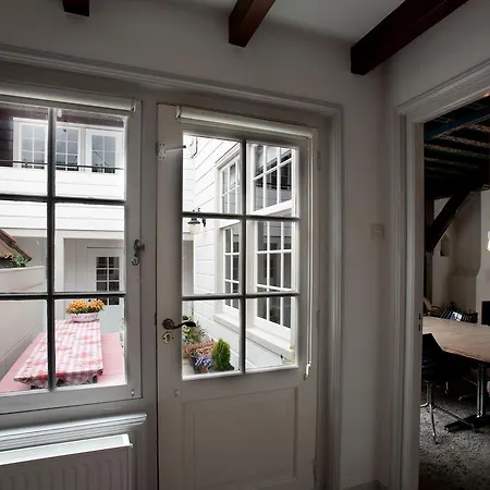 Daire Spacious City Centre *